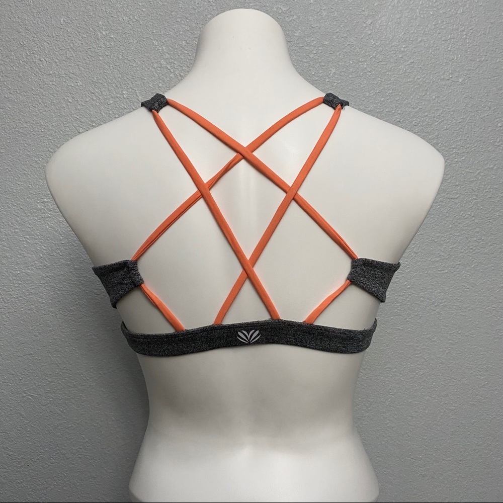 Sports bra - Picture 3 of 3